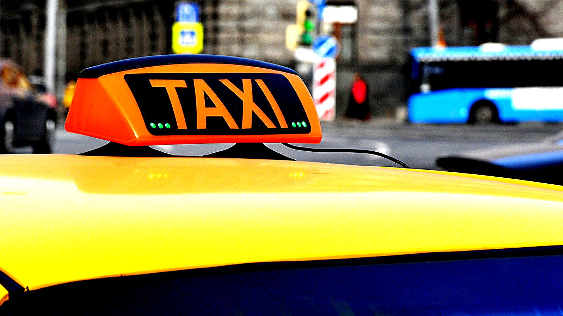 slide-taxi-kiiev_result