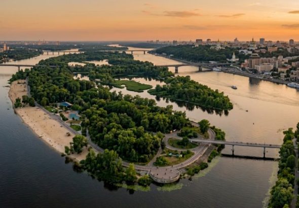 Острови Києва